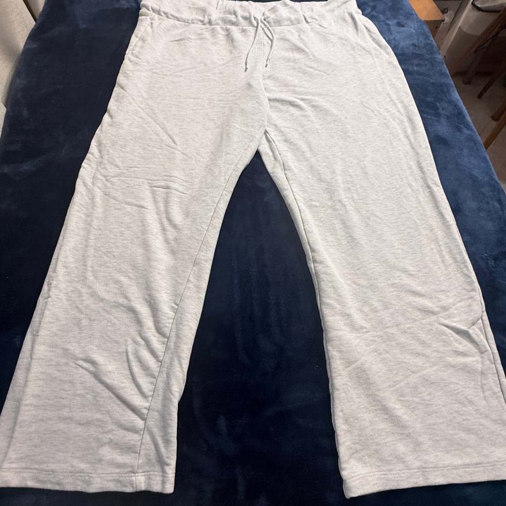 H&M Women XXL Sweatpants Gray Wide Leg Drawstring Basic Loungewear COMFY NEUTRAL